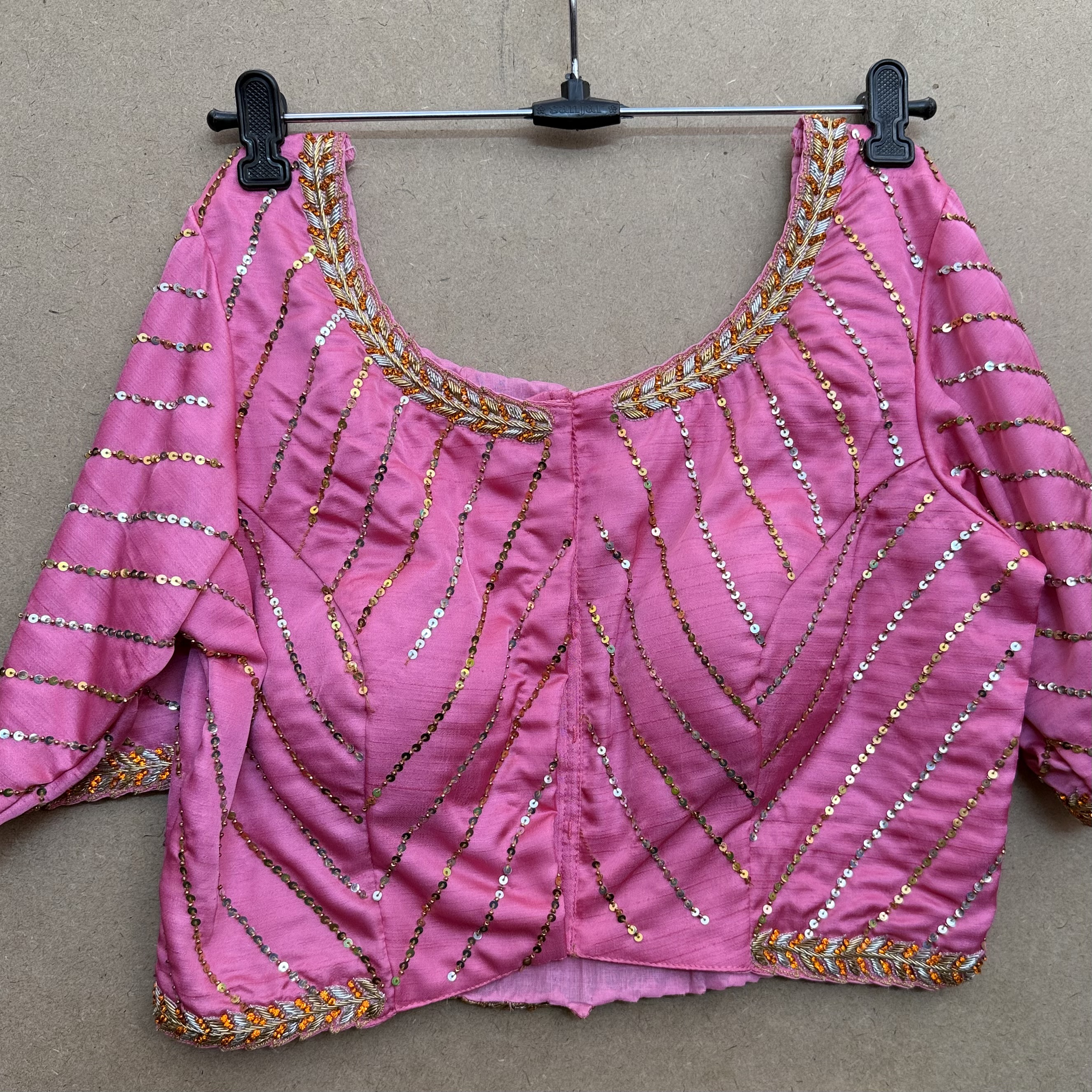 Raw Silk Sequins Maggham blouse 